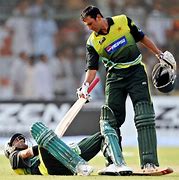 Image result for Funny Cricket Umpire