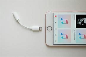 Image result for iPhone 7 Plus Rose Gold Earphones