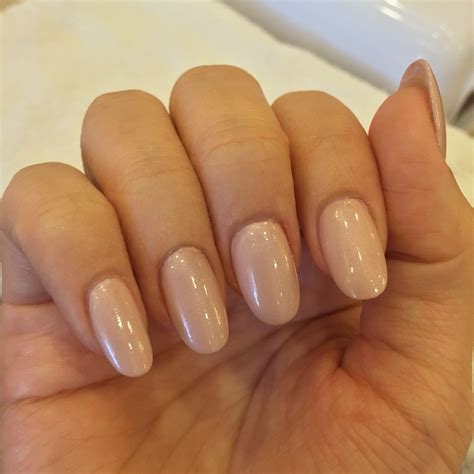 Oval Nude Nails