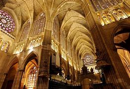 Image result for Interior De Catedral
