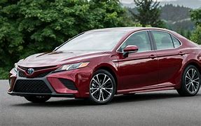 Image result for Toyota Camry XSE Hybrid 2018