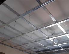 posa controsoffitto perch 233 realizzare un controsoffitto funzionalit 224 ed estetica posa controsoffitto perch 233 realizzare un controsoffitto funzionalit 224 ed estetica