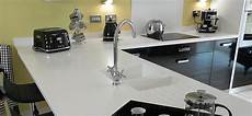 top cucine corian top per cucine caratteristiche e materiali top cucine corian top per cucine caratteristiche e materiali