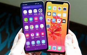 Image result for Samsung S10e vs iPhone XR