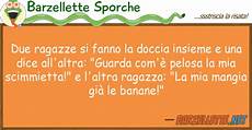 doccia pelosa barzelletta due ragazze si fanno la doccia insieme e una doccia pelosa barzelletta due ragazze si fanno la doccia insieme e una