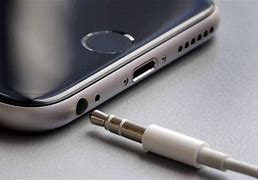 Image result for SE 2020 Apple Phone Headphone