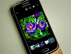 Image result for Smartphones iPhone/Samsung