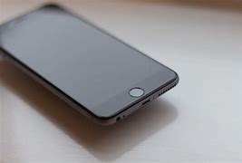 Image result for iPhone 6 Plus White with a Broking Screen