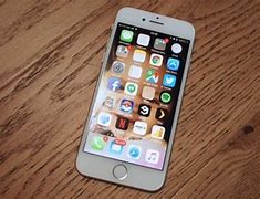 Image result for Galaxy 7 vs iPhone SE