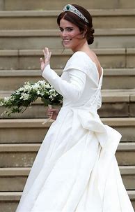 Image result for Princesse Eugénie Wedding Dress