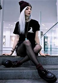 Image result for Grunge Girl Fashion