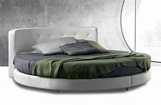 da letto con letto rotondo letto rotondo in ecopelle completo di pianale da letto con letto rotondo letto rotondo in ecopelle completo di pianale