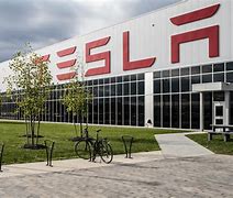 Image result for Tesla Fabrica