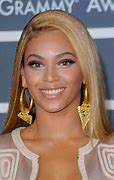 Image result for Beyoncé with Curlers
