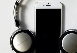 Image result for iPhone 8 Headphones