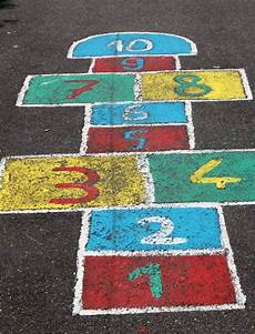 giochi da cortile per bambini festa a tema quot i giochi di una volta quot per bambini giochi da cortile per bambini festa a tema quot i giochi di una volta quot per bambini