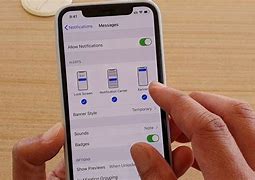 Image result for iPhone Lock Screen Notifications Banners
