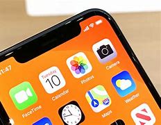 Image result for iPhone 14 vs Samsung Galaxy S10