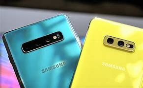 Image result for Samsung S10 and 10E Difference