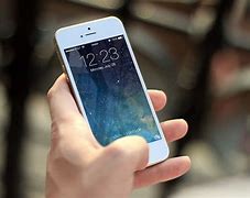 Image result for iPhone SE Copare iPhone 12