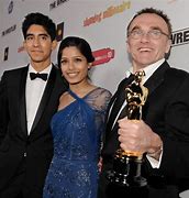 Image result for Slumdog Millionaire Oscars