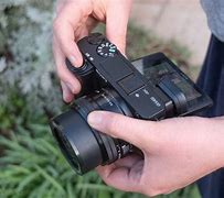 Image result for Camara Sony Alpha 6400