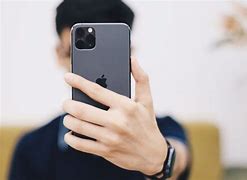 Image result for Selfie with iPhone 6 Plus
