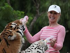 Image result for Zookeeper Mauled by Tiger