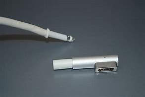 Image result for iPhone 13 MagSafe Battery Pack