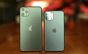 Image result for iPhone SE Rear vs 8