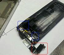 Image result for iPhone 3 Battery Positive and Negative Terminals