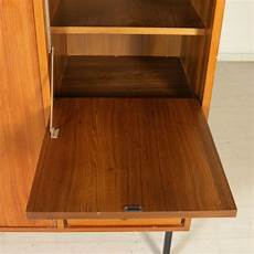credenza anni 60 credenza anni 60 mobilio modernariato dimanoinmano it credenza anni 60 credenza anni 60 mobilio modernariato dimanoinmano it