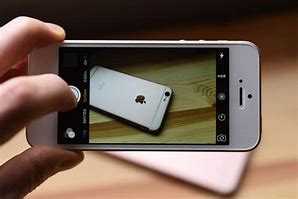 Image result for iphone se second cameras