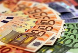 Image result for 200 Euro Stack