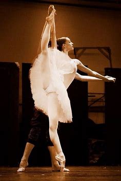 High kick | Fotografía de ballet, Bailarinas, Danza