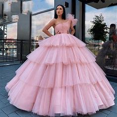 Quinceañera Sweet 16 Girls Ball Gown and Dresses Collection