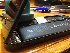 Image result for iPhone SE 1st Gen Battery Replacement Pause
