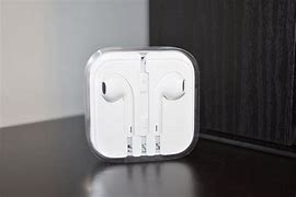 Image result for Bercak Hitam Di Case EarPods Apple