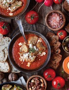 Hobbit Breakfast: Roasted Tomato Soup – Enchanted Living Magazine