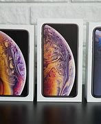 Image result for iPhone XVS Pixel 6A