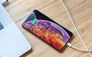 Image result for iPhone XS Max Battery Live