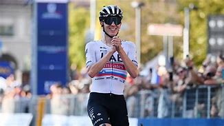 Image result for UAE Cycling Team Top