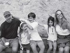 Image result for Familie Foto Steve Jobs