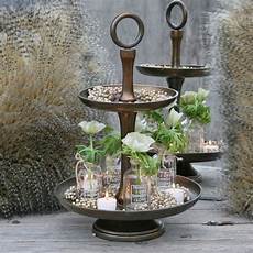 etagere shabby vintage deko etagere metall bronze 2 etagen h 46 cm shabby etagere shabby vintage deko etagere metall bronze 2 etagen h 46 cm shabby