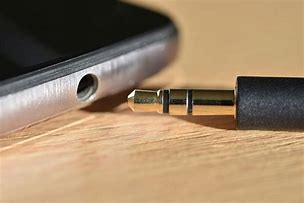 Image result for iPhone 8 Speck Case Headphone Jack