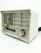 Image result for Vintage Magnavox 1R1784 Clock Radio