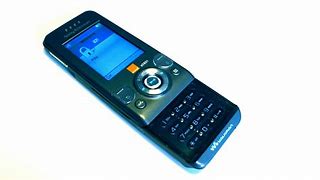 Image result for Old Verizon Flip Phones