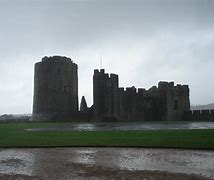 Image result for pembroke castle,GB