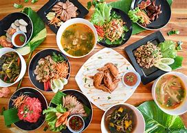Image result for thailand cuisine plate