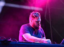 Image result for Com Truise On Stage